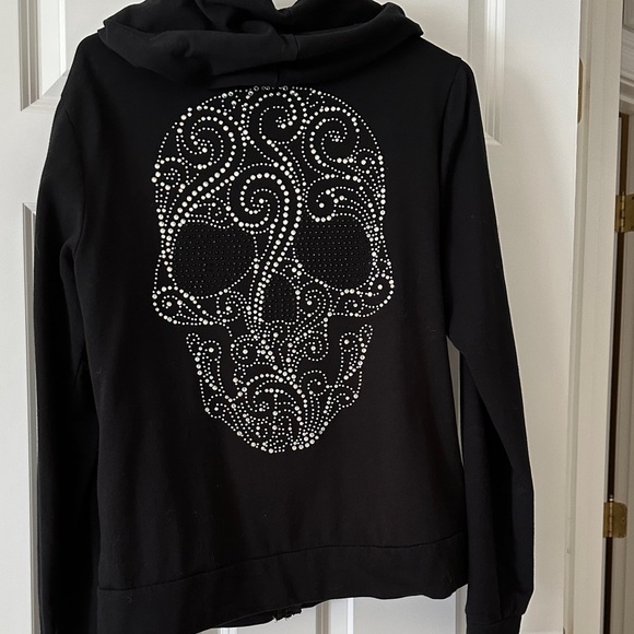 HD Black Hoodie, blue and silver Rhinestone Skull, two pockets and zipper - Picture 4 of 4